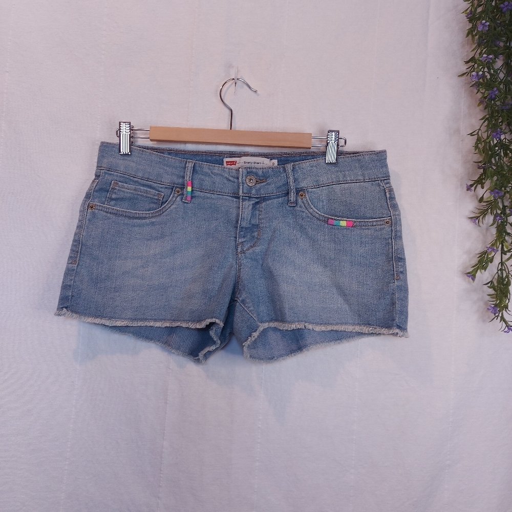 LEVI STRAUSS & CO♡ Ladies Shorty Shorts